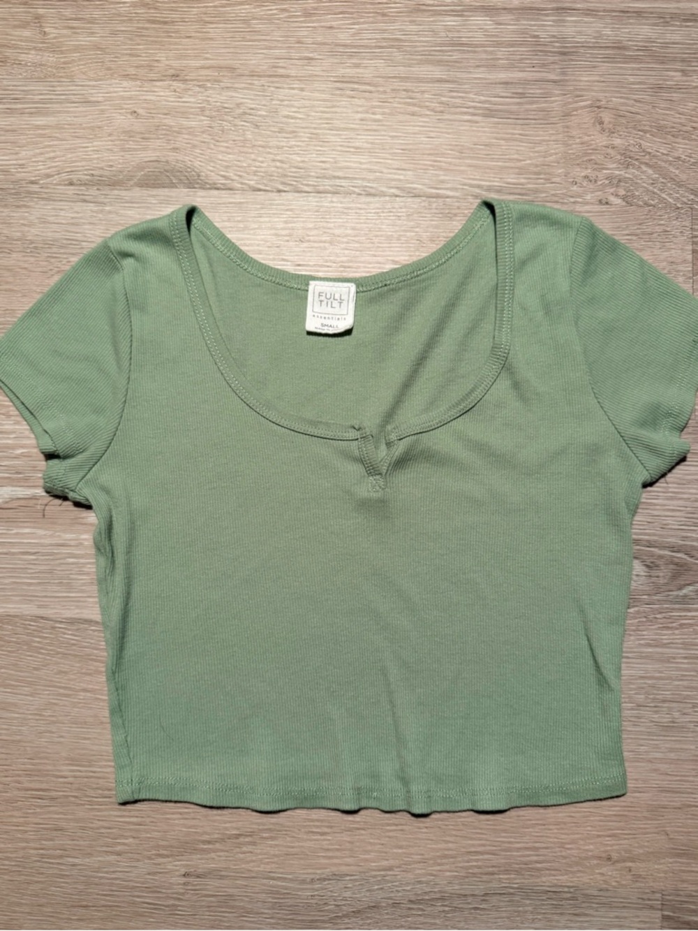 NWOT Full Tilt Ribbed Crop Top